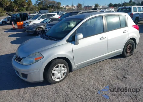 2011 Nissan Versa 1.8S z USA, uszkodzony, nr VIN 3N1BC1CPXBL441254